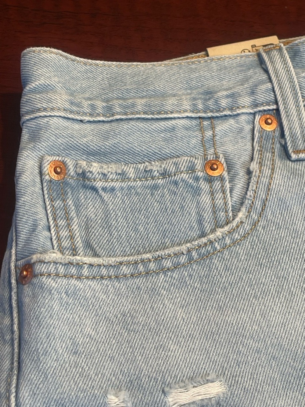 Levi’s 501 Original High Rise Denim Shorts Light Wash Distressed Cut Off Size 30 - Picture 11 of 11